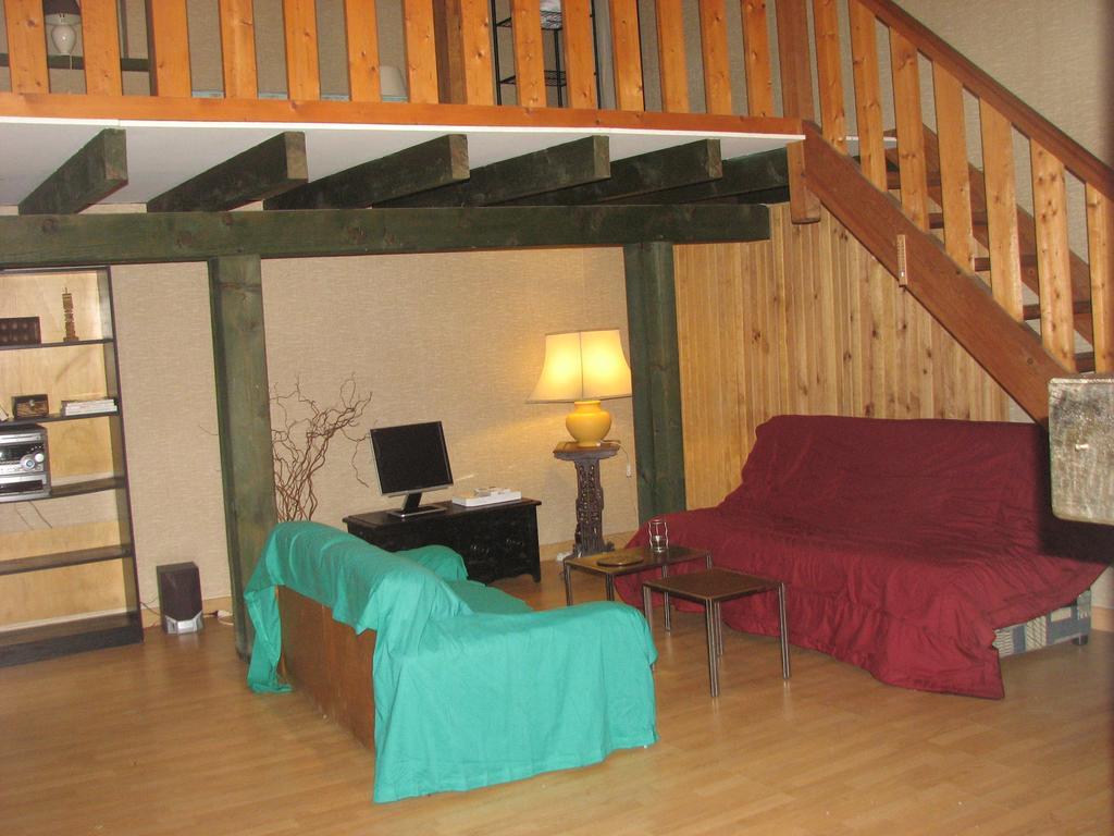 Duplex Carreyrou Apartment Beaumont-en-Perigord Exterior photo